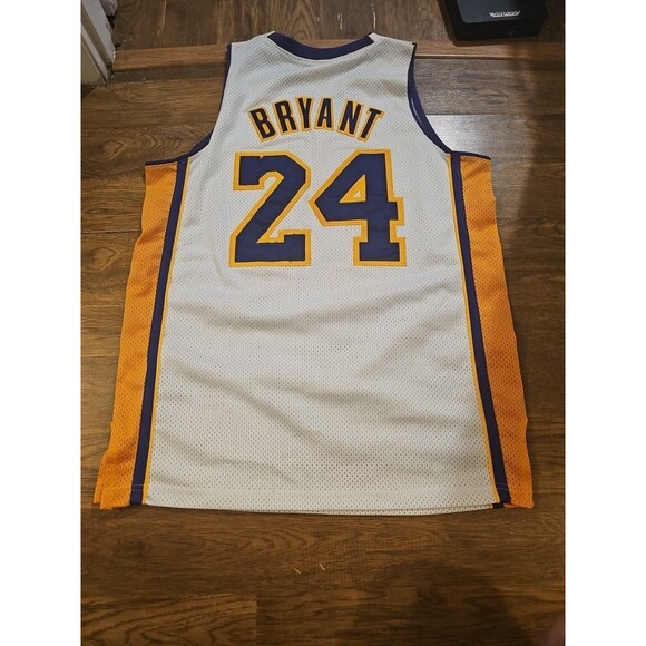 Mitchell & Ness Hardwood Classics NBA LA Lakers Kobe Bryant #24 Jersey Size 46 - Picture 7 of 8